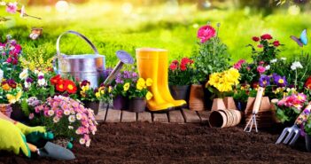 Gartenarbeiten „Frühling“: Mit unserer Checkliste mit 11 Tipps vergisst man nichts ( Foto: Shutterstock-Romolo Tavani)