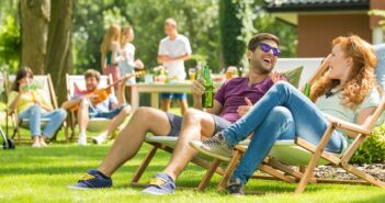 Gartenparty: 13 perfekte Ideen für eine Party, die keiner vergessen wird (Foto: Shutterstock-Photographee.eu )