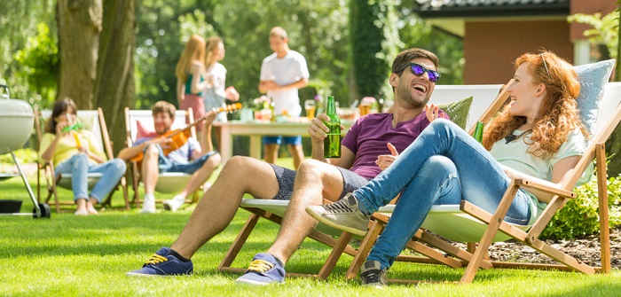 Gartenparty: 13 perfekte Ideen für eine Party, die keiner vergessen wird (Foto: Shutterstock-Photographee.eu )