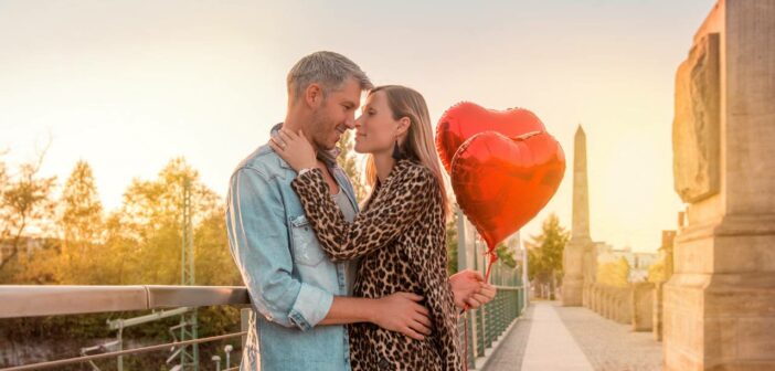 Gründe, warum ich dich liebe, an jedem Tag Gründe, warum ich dich liebe, an jedem Tag ( Foto: Adobe Stock-detailblick-foto )