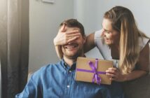 Geburtstagswünsche für den Partner zu seinem Ehrentag (Foto: Adobe Stock- ronstik)