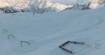 BZB reißt letzten Schlepplift am Nördlichen Schneeferner sicher (Foto: Bayerische Zugspitzbahn Bergbahn AG)